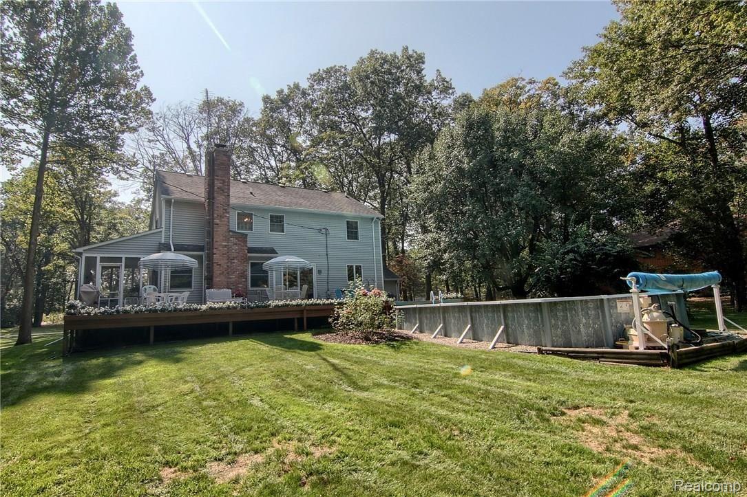 35750 Ash Road New Boston, MI 48164 - Photo 21 of 27 Rear.jpg