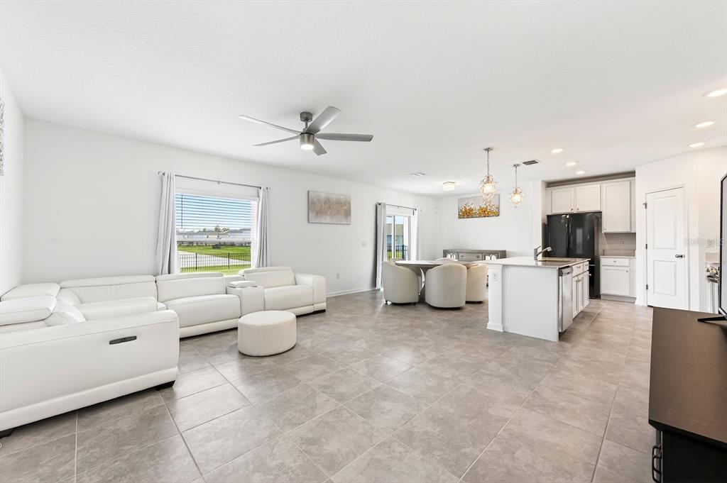 4107 Calusa Pine Road Daytona Beach, FL 32124 - Photo 3 of 28