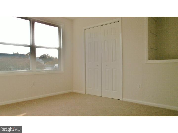 19 Merry Road Newark, DE 19713 - Photo 11 of 17 Master Bedroom