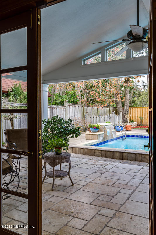3679 Rustic Lane Jacksonville, FL 32217 - Photo 16 of 42 a living room with a large window