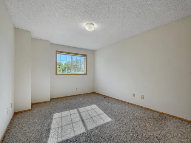$234,000 | 4275 Merrimac Lane North, Unit 20, Plymouth, MN 55446