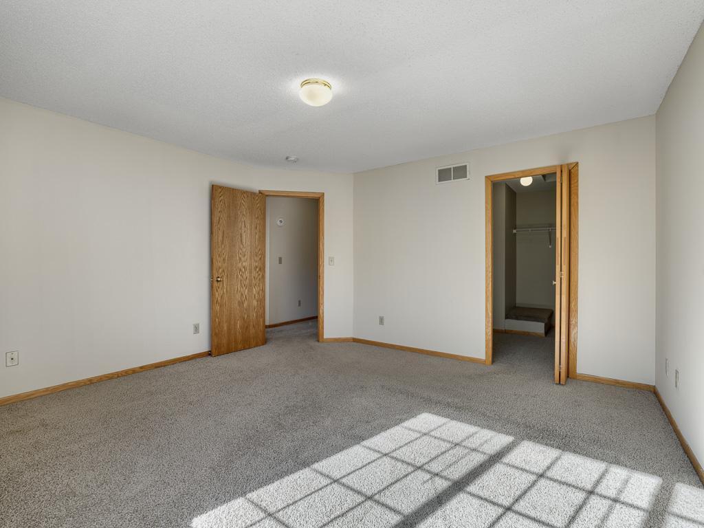 4275 Merrimac Lane North, Unit 20 Plymouth, MN 55446 - Photo 8 of 12