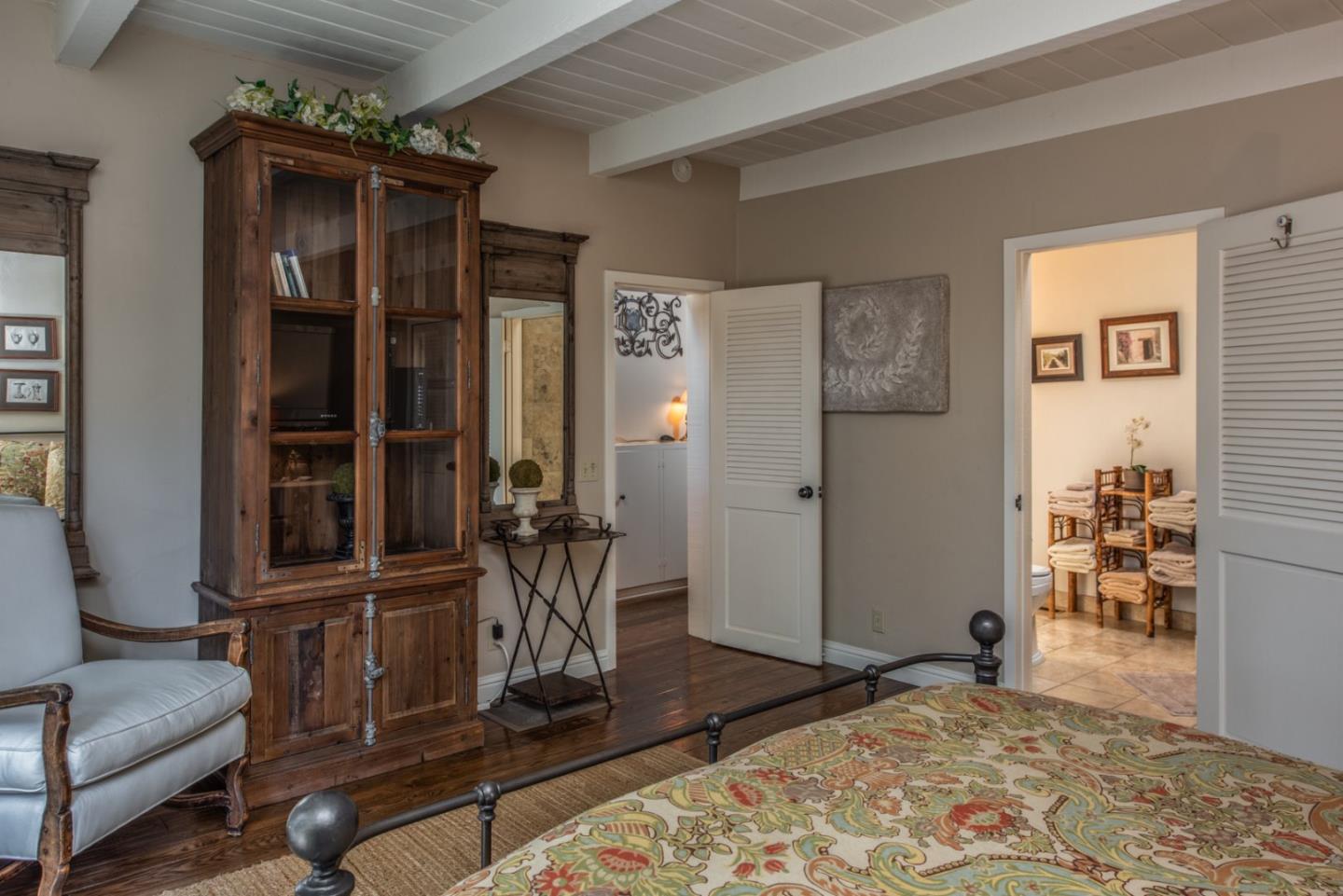 2- Carpenter & 3rd Street Carmel, CA 93921 - Photo 14 of 22 a living room with furniture
