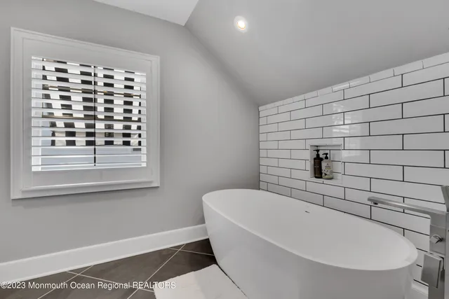 $5,000 | 111 Sanborn Avenue, Point Pleasant Beach, NJ 08742