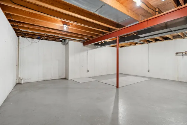 $185,000 | 3490 Scots Pine Way, Unit 40, Portage, MI 49024