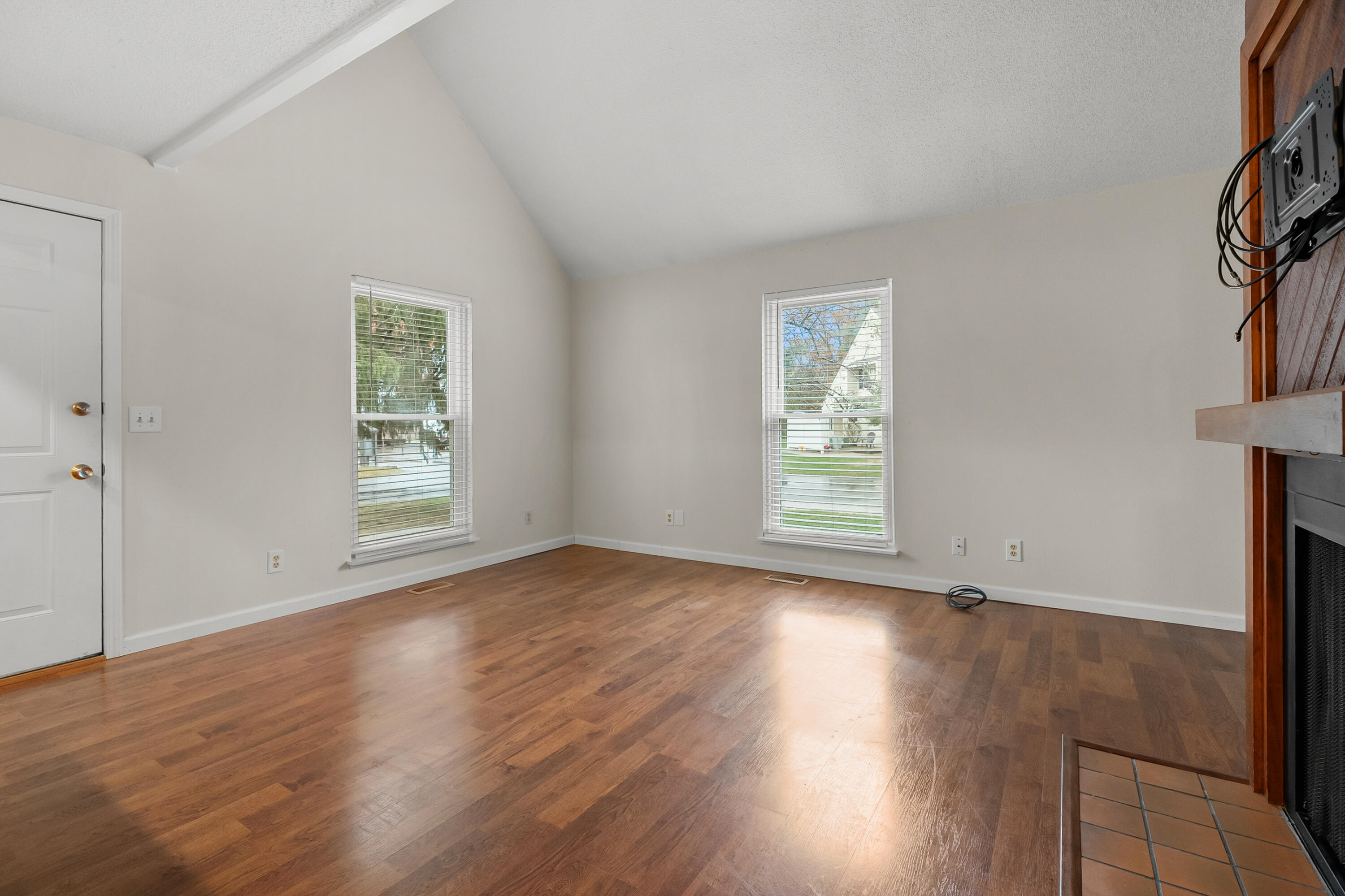 3490 Scots Pine Way, Unit 40 Portage, MI 49024 - Photo 3 of 33 Scots Pine Way 3490 Portage 49024-3