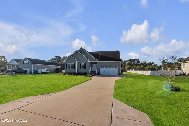 $559,000 | 146 Moyock Landing Drive, Moyock, NC 27958