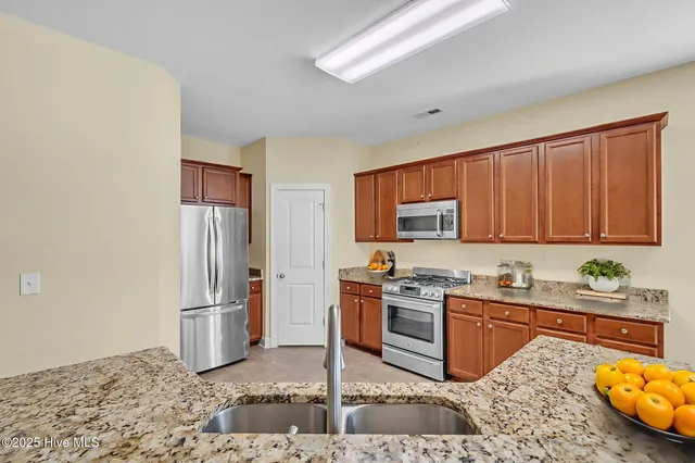 $559,000 | 146 Moyock Landing Drive, Moyock, NC 27958