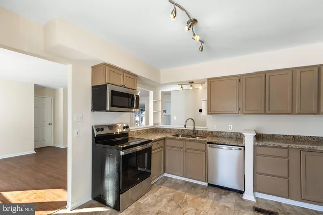 $410,000 | 5303 Briarbend Court, Fredericksburg, VA 22407