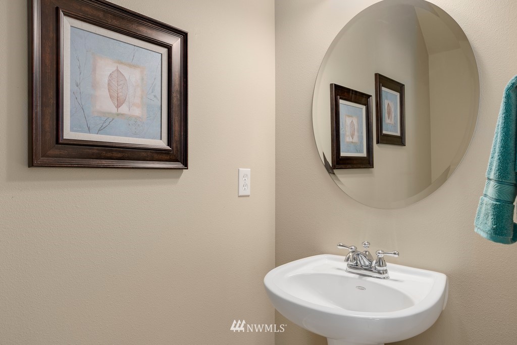 4336 Rigi Street Southeast Lacey, WA 98503 - Photo 13 of 25 Gallery Image 13
