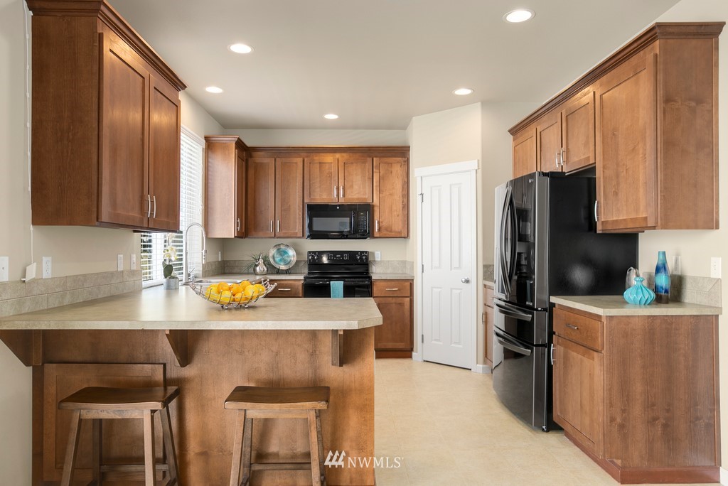 4336 Rigi Street Southeast Lacey, WA 98503 - Photo 10 of 25 Gallery Image 10