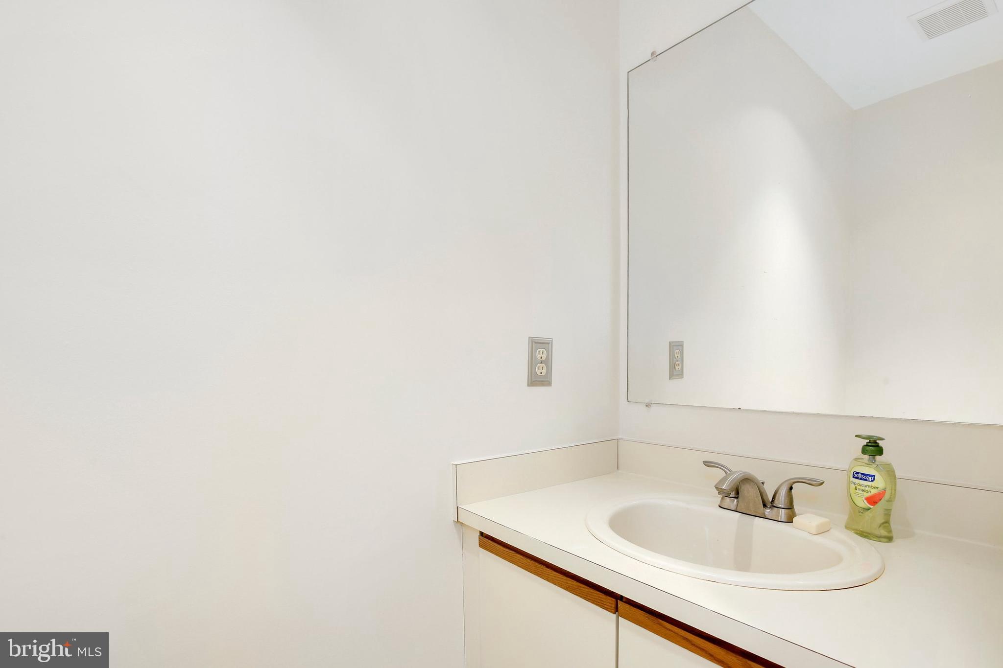5540 Vantage Point Road Columbia, MD 21044 - Photo 21 of 28 Gallery Image 21