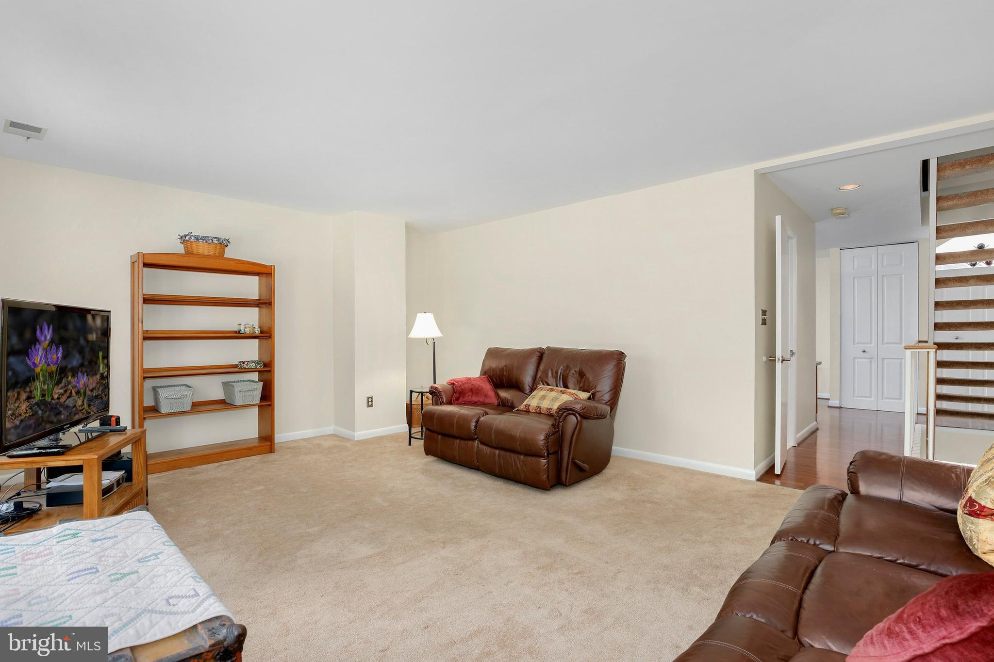 5540 Vantage Point Road Columbia, MD 21044 - Photo 4 of 28 Gallery Image 4