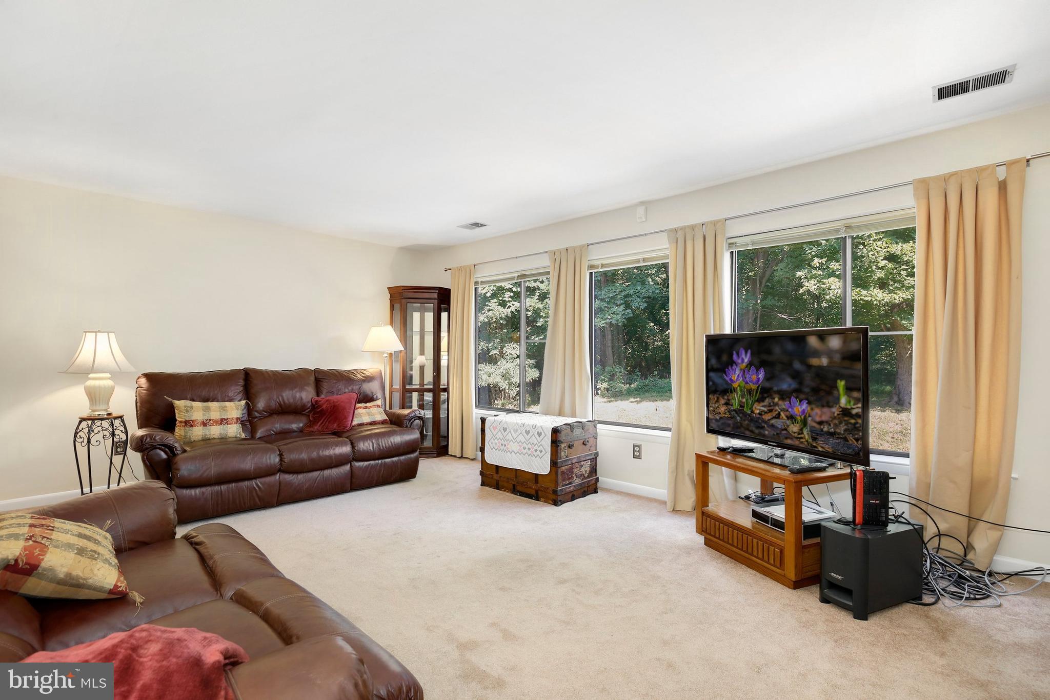5540 Vantage Point Road Columbia, MD 21044 - Photo 6 of 28 Gallery Image 6