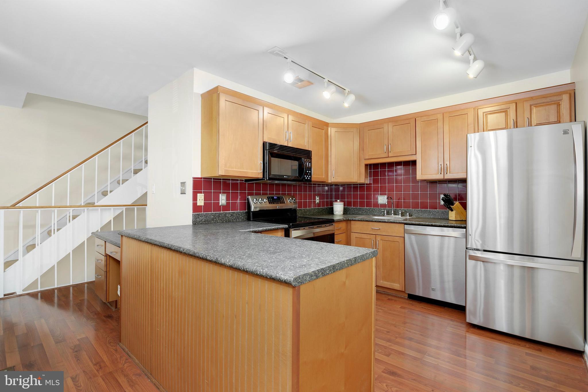 5540 Vantage Point Road Columbia, MD 21044 - Photo 9 of 28 Gallery Image 9