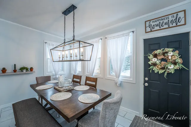 $249,900 | 825 Spring Avenue Northeast, Grand Rapids, MI 49503