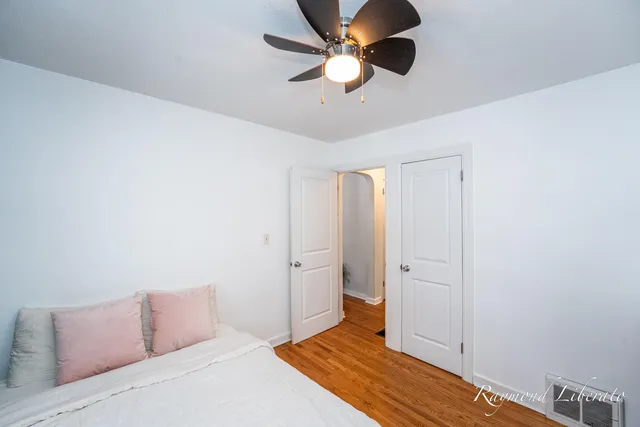 $249,900 | 825 Spring Avenue Northeast, Grand Rapids, MI 49503