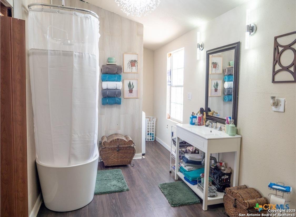 71 Avril Drive Port Lavaca, TX 77979 - Photo 7 of 19 a living room with furniture and a window