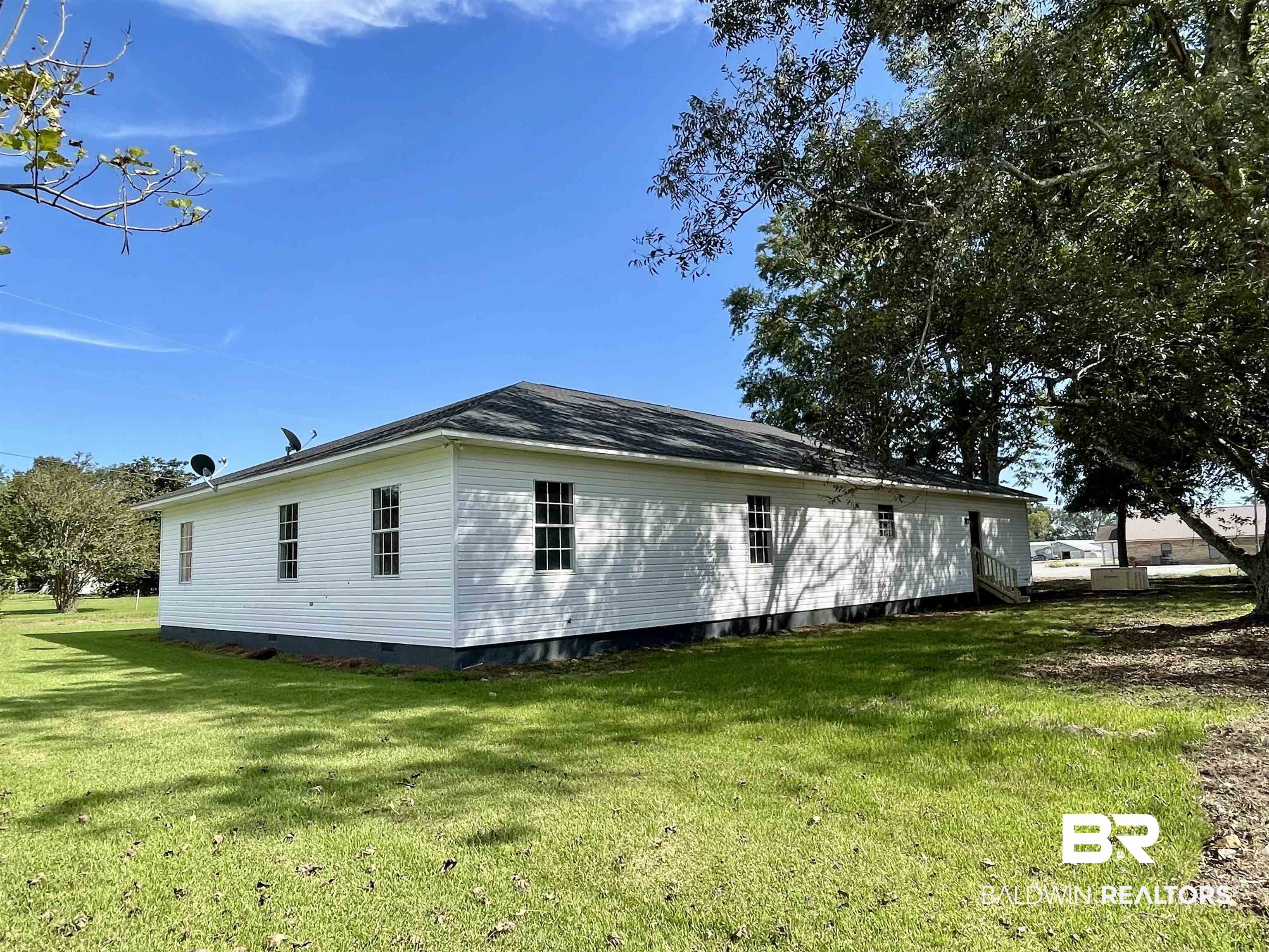 1649 McCullough Road Atmore, AL 36502 - Photo 8 of 39