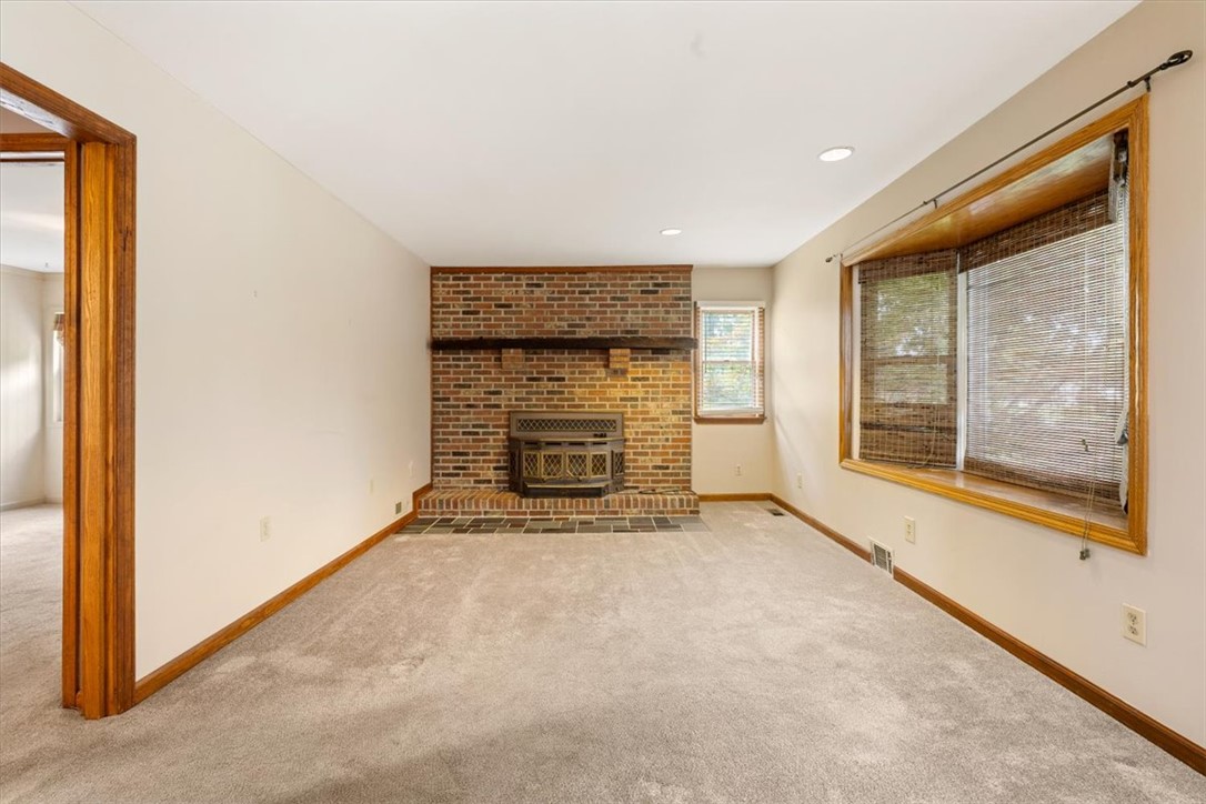 9305 Wildcat Road Tipp City, OH 45371 - Photo 7 of 68