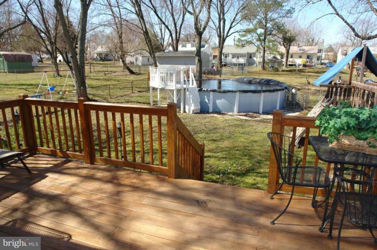 14 Mansion Road Linthicum Heights, MD 21090 - Photo 9 of 20 Deck