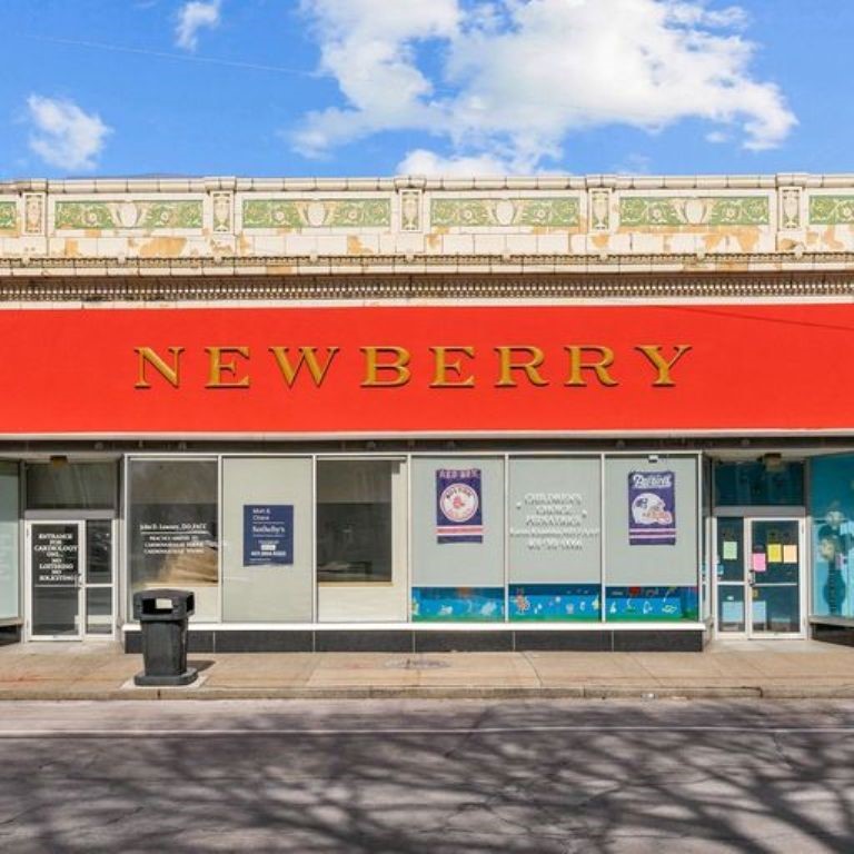 West Warwick Centre West Warwick, RI 02893 - Photo 1 of 40