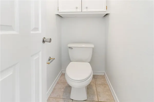 a bathroom with a toilet