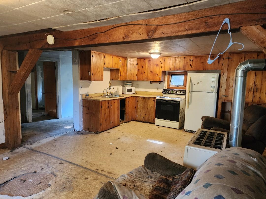 24 Pine Road Stratford, NH 03590 - Photo 8 of 22