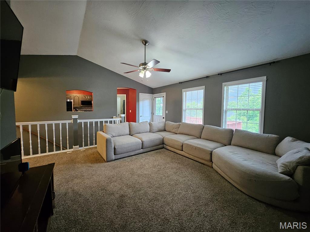 15630 Top Drive St. Robert, MO 65584 - Photo 11 of 37