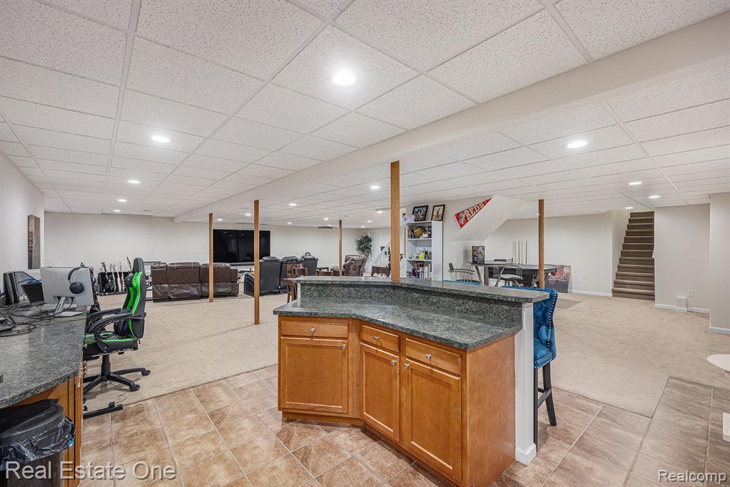 562 Springview Drive Rochester, MI 48307 - Photo 31 of 42