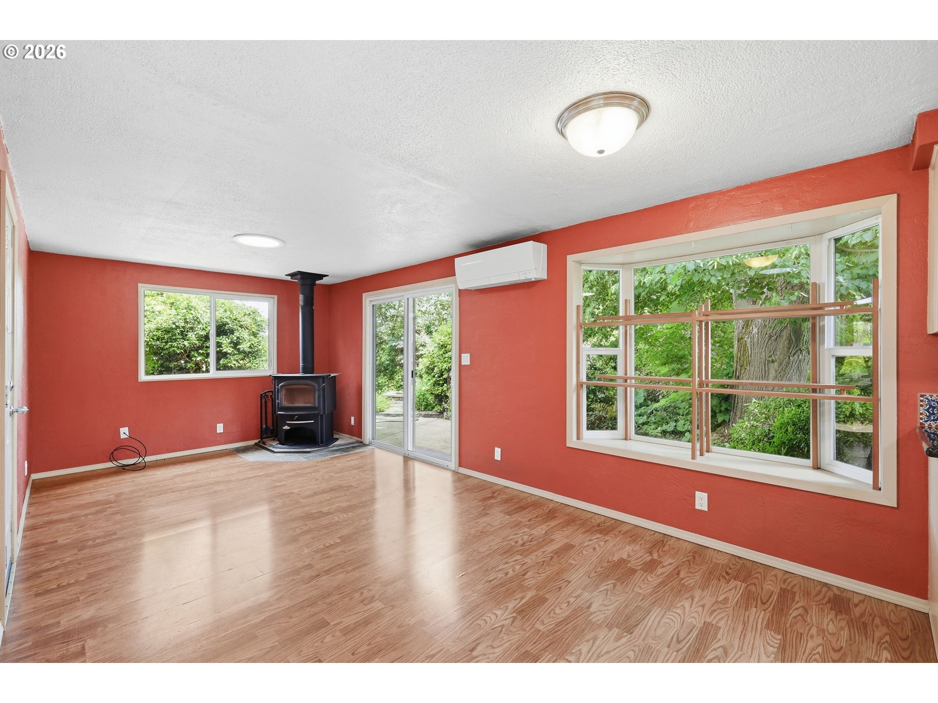 3987 Andover Street Eugene, OR 97404 - Photo 17 of 43 Family Room