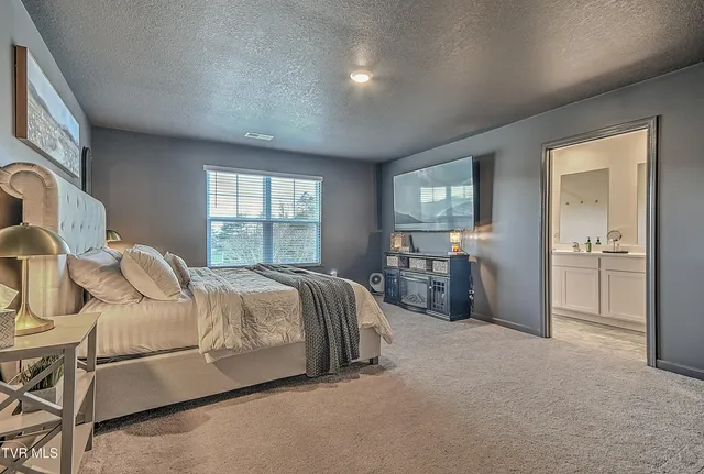 $325,000 | 148 Crawford Circle, Bluff City, TN 37618