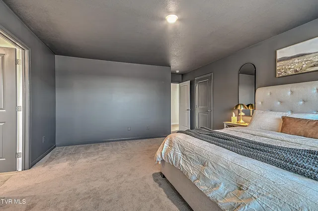 $325,000 | 148 Crawford Circle, Bluff City, TN 37618