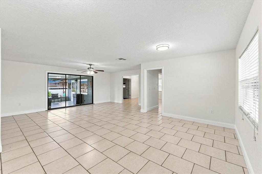 121 Lowell Road Winter Haven, FL 33884 - Photo 9 of 58 Gallery Image 9