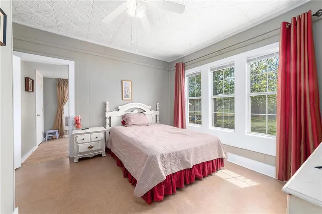 $142,500 | 601 East Ross Avenue, De Leon, TX 76444