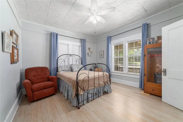 $142,500 | 601 East Ross Avenue, De Leon, TX 76444