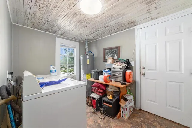 $142,500 | 601 East Ross Avenue, De Leon, TX 76444