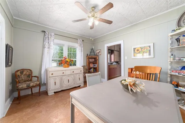 $142,500 | 601 East Ross Avenue, De Leon, TX 76444