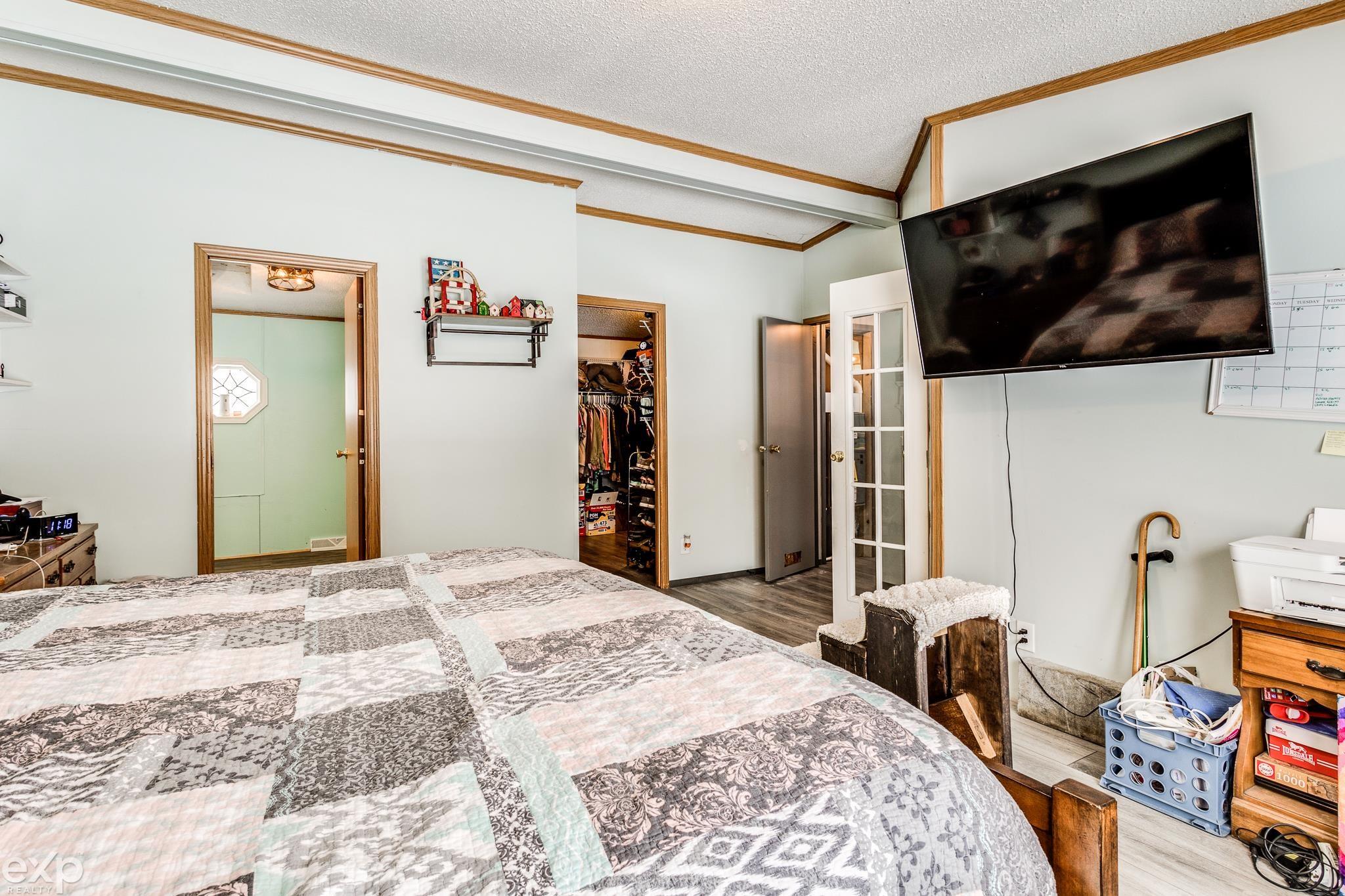 8281 Ravenswood Road Goodells, MI 48027 - Photo 6 of 41 50100603-5.JPG