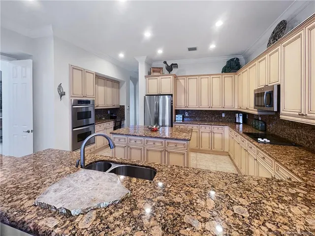 $1,359,000 | 620 Southwest Squire Johns Lane, Palm City, FL 34990