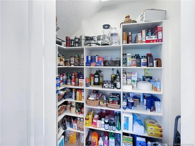 $1,359,000 | 620 Southwest Squire Johns Lane, Palm City, FL 34990