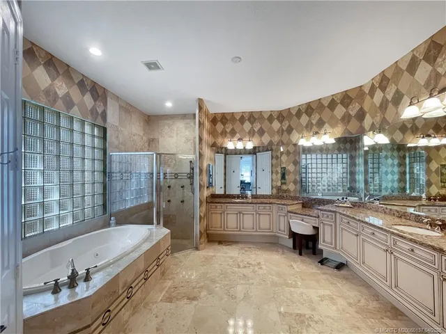 $1,359,000 | 620 Southwest Squire Johns Lane, Palm City, FL 34990