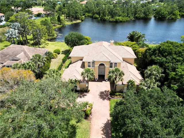 $1,359,000 | 620 Southwest Squire Johns Lane, Palm City, FL 34990