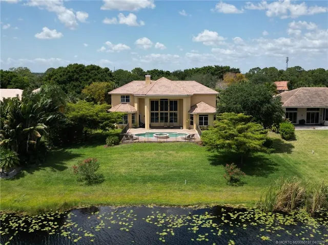 $1,359,000 | 620 Southwest Squire Johns Lane, Palm City, FL 34990