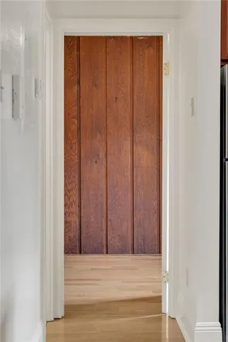 $1,500 | 527 Burgundy Street, Unit 5, New Orleans, LA 70112