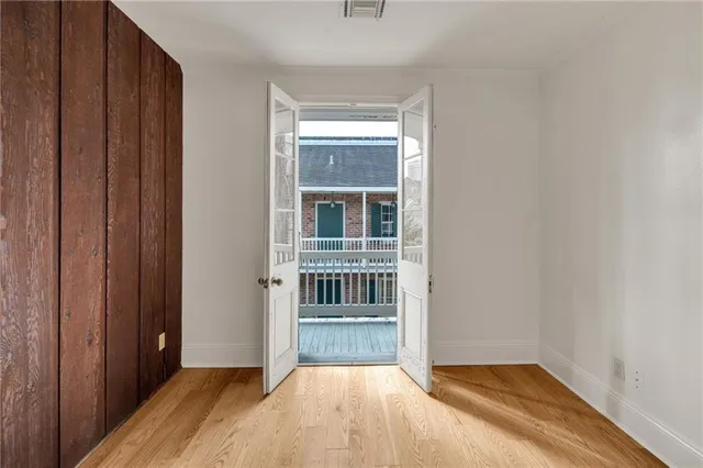 $1,500 | 527 Burgundy Street, Unit 5, New Orleans, LA 70112