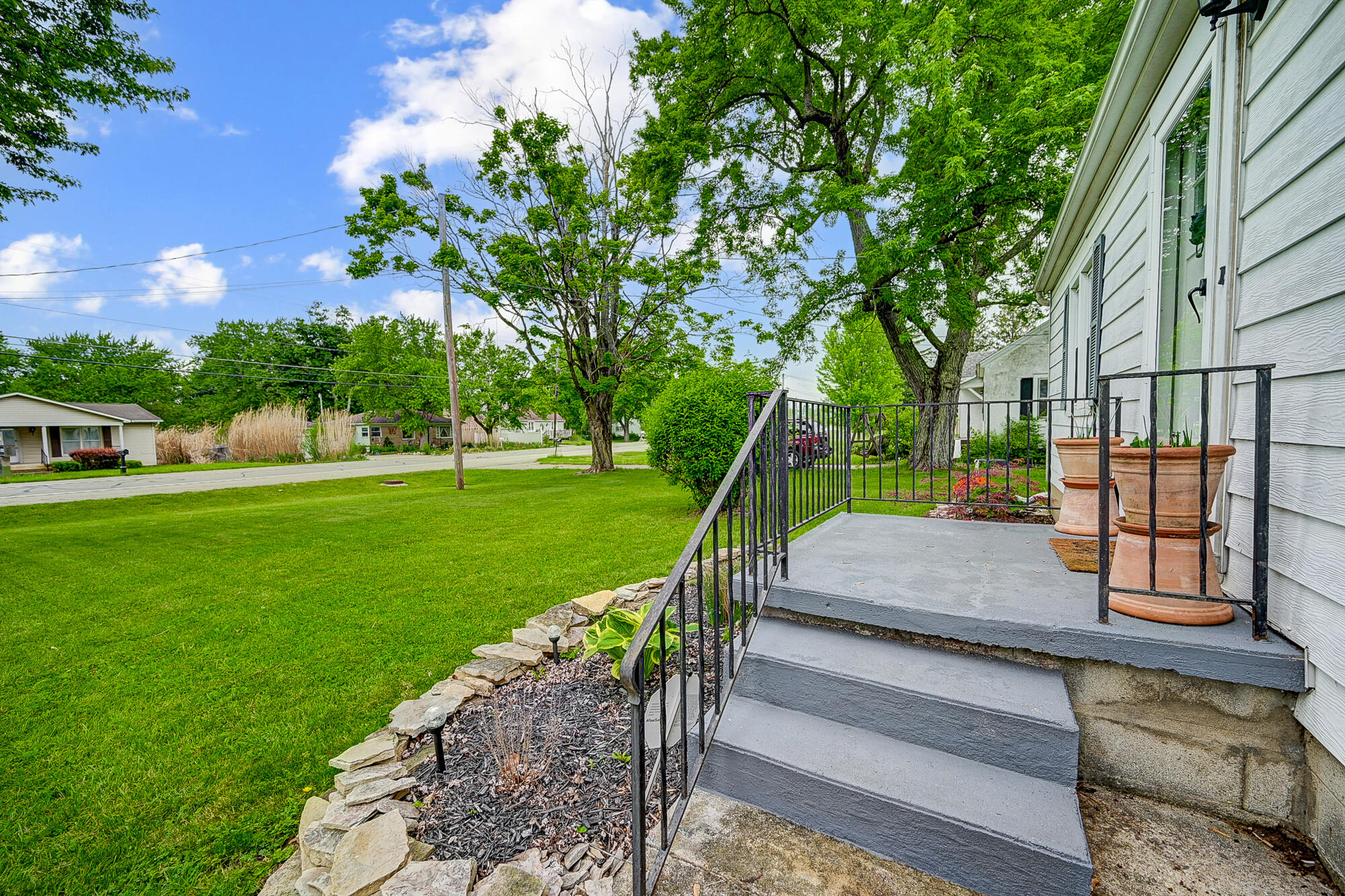 2138 Troy Road Springfield, OH 45504 - Photo 5 of 42 Gallery Image 5