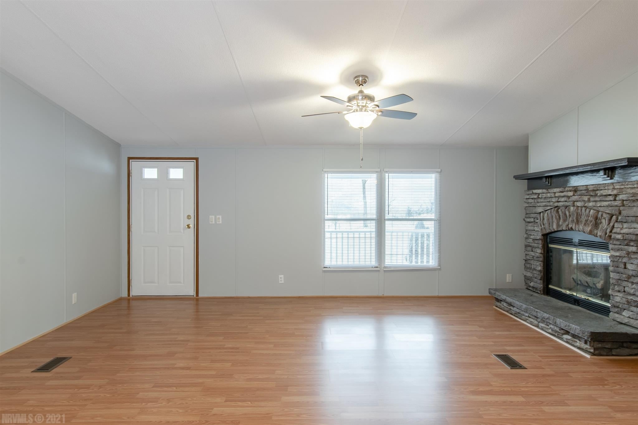 960 Brickyard Road Pembroke, VA 24136 - Photo 18 of 37 Gallery Image 18