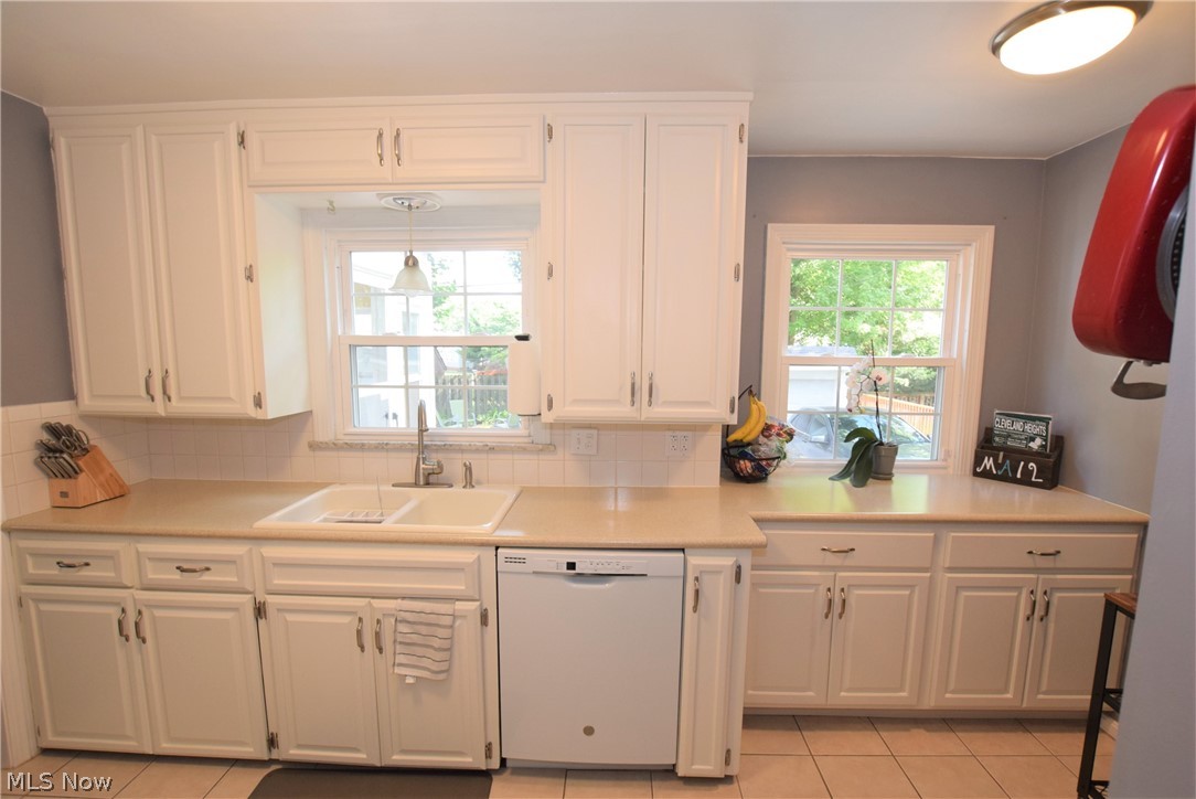 3505 Boynton Road Cleveland Heights, OH 44121 - Photo 3 of 22