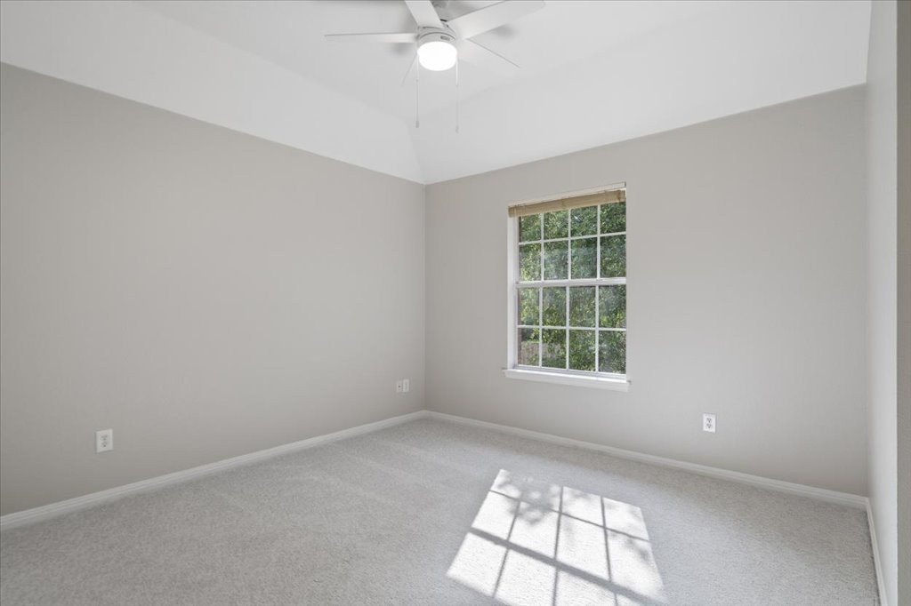 10801 Beachmont Lane Austin, TX 78739 - Photo 29 of 40 Secondary bedroom 2